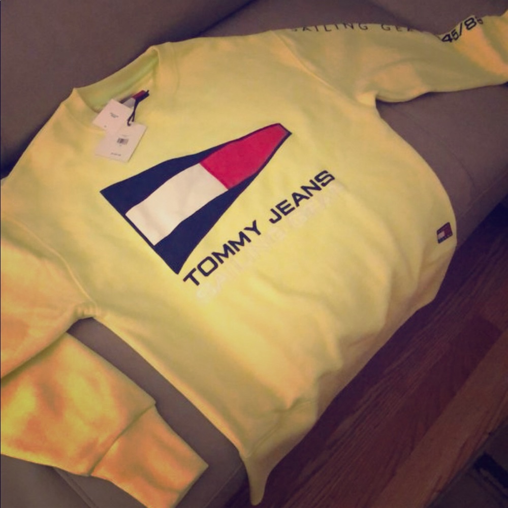 Tommy Hilfiger RARE Sailing/  ⛵️ sweater ( Large)